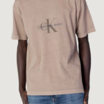 T-shirt Calvin Klein Jeans MONOLOGO MINERAL DYE Terra - Fango - Foto 1