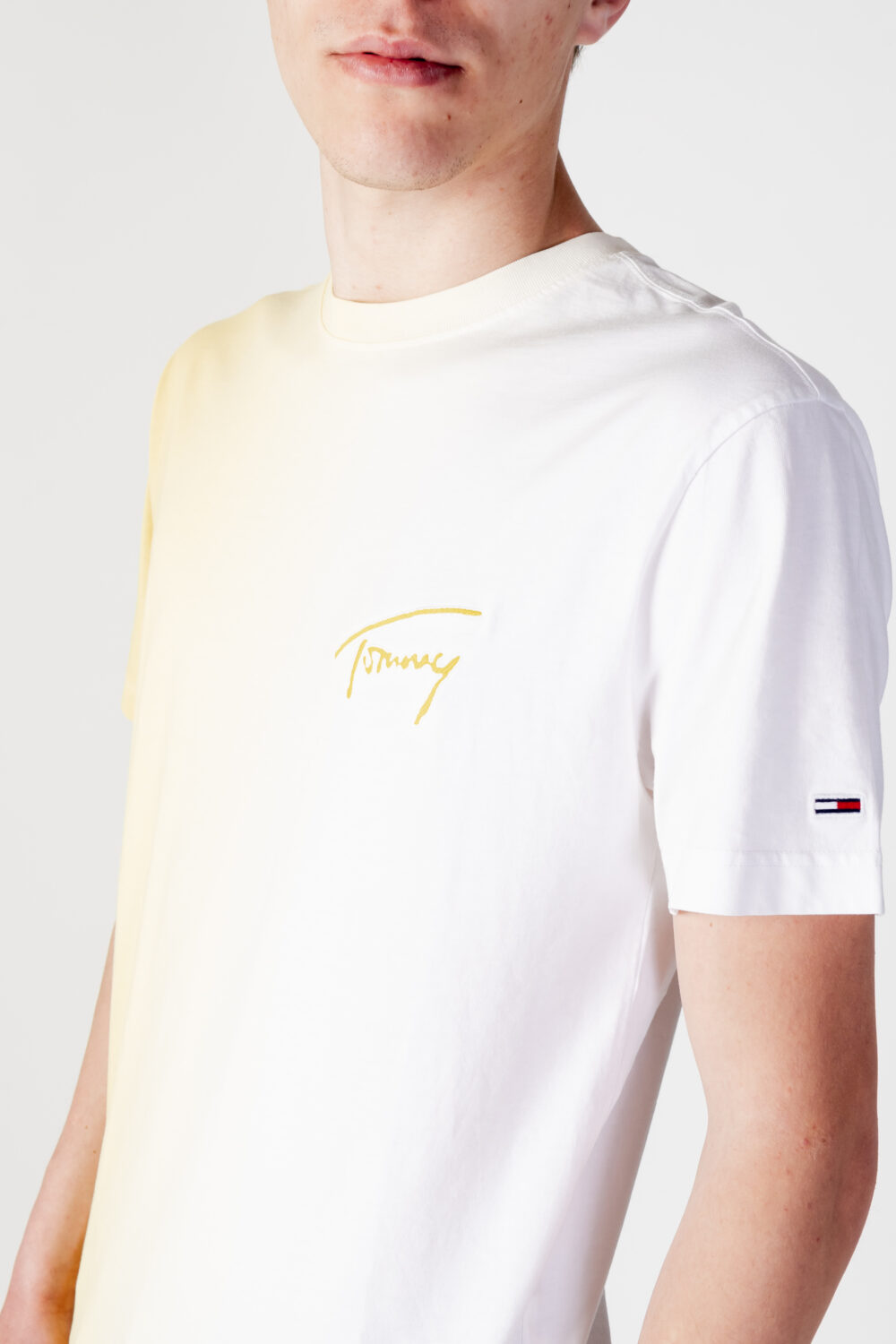 T-shirt Tommy Hilfiger Jeans TJM CLSC DIP DYE SIG Giallo - Foto 2
