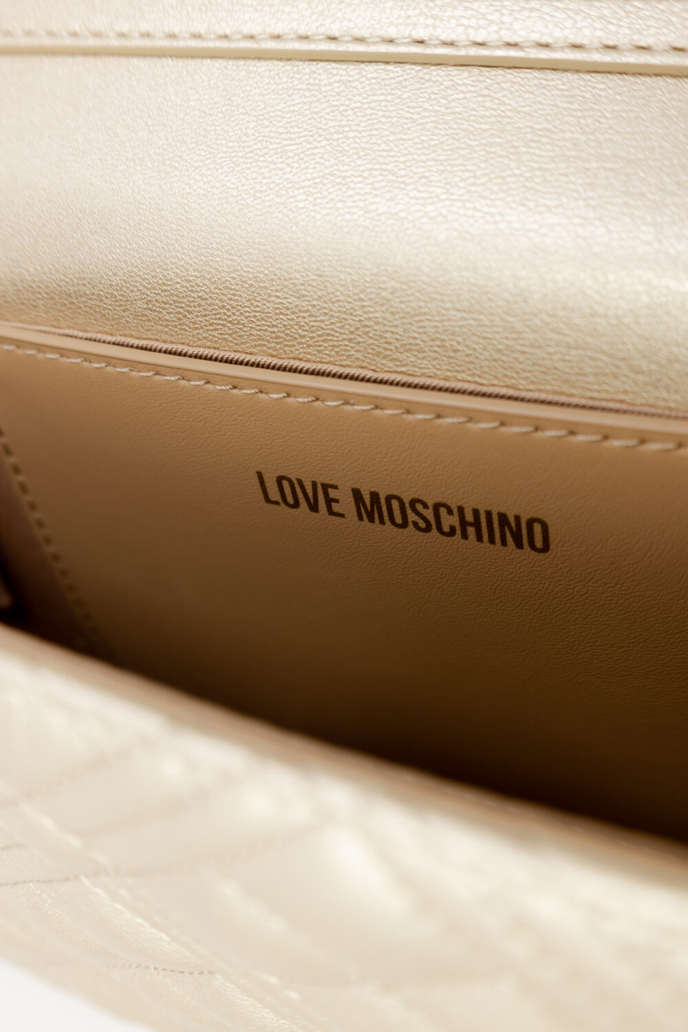 Borsa Love Moschino QUILTED Oro - Foto 4
