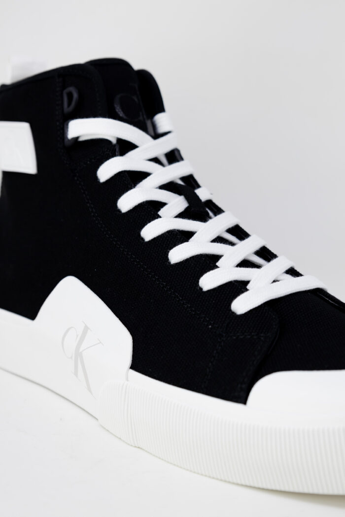 Sneakers Calvin Klein SKATER VULC MID LACE YM0YM005990GJ Nero