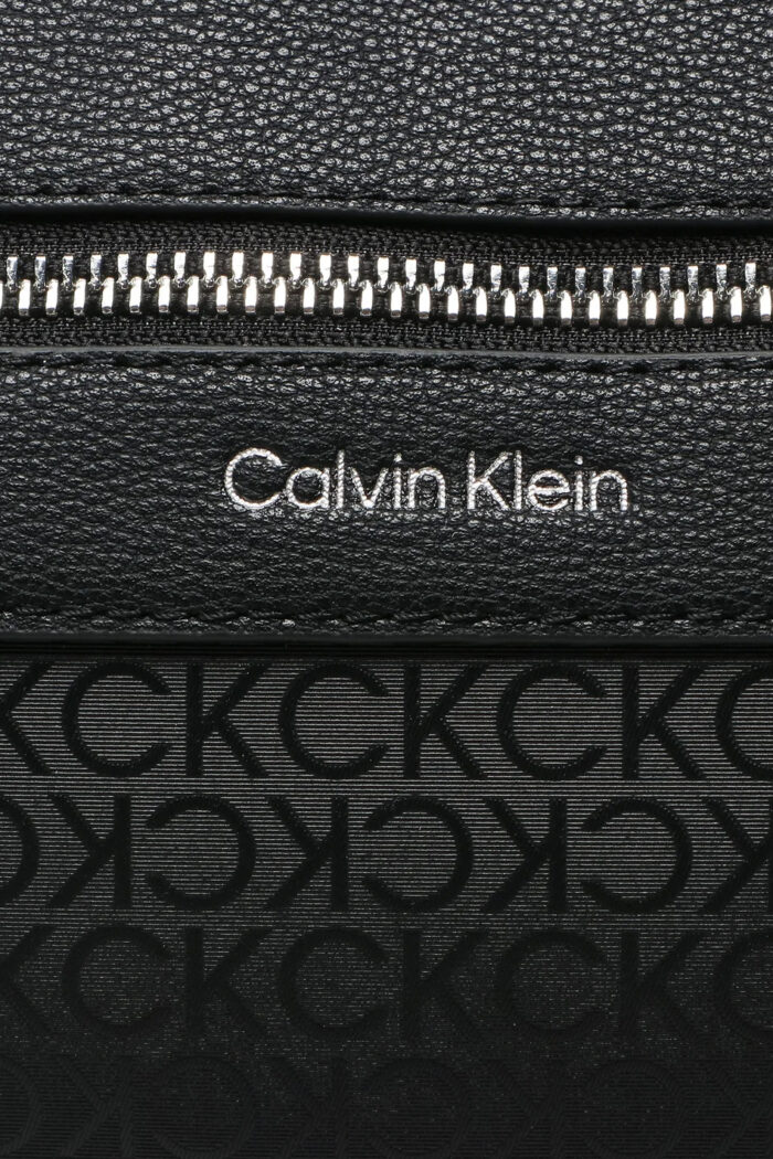 Borsone Calvin Klein CK ELEVATED WEEKENDER W/PCKT Nero