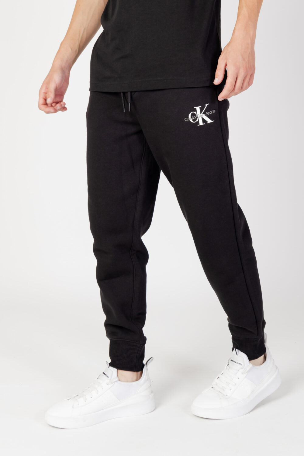 Pantaloni sportivi Calvin Klein Jeans MONOLOGO HWK PANT Nero - Foto 1