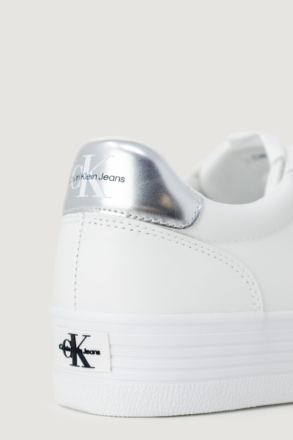 Sneakers Calvin Klein Jeans VULC FLATFORM LACEUP Bianco - Foto 4