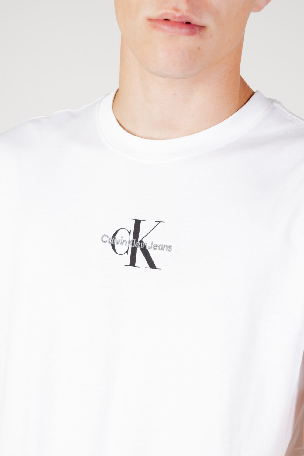 T-shirt Calvin Klein Jeans MONOLOGO REGULAR TEE Bianco - Foto 2