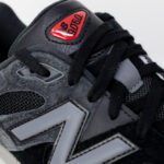 Sneakers New Balance 9060 Grigio Scuro - Foto 2