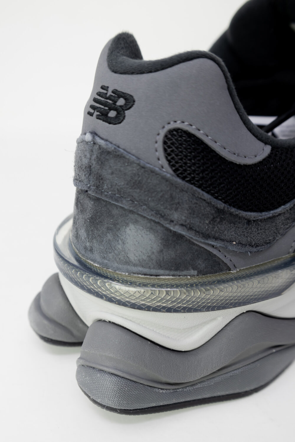 Sneakers New Balance 9060 Grigio Scuro - Foto 5