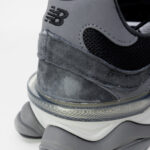 Sneakers New Balance 9060 Grigio Scuro - Foto 5