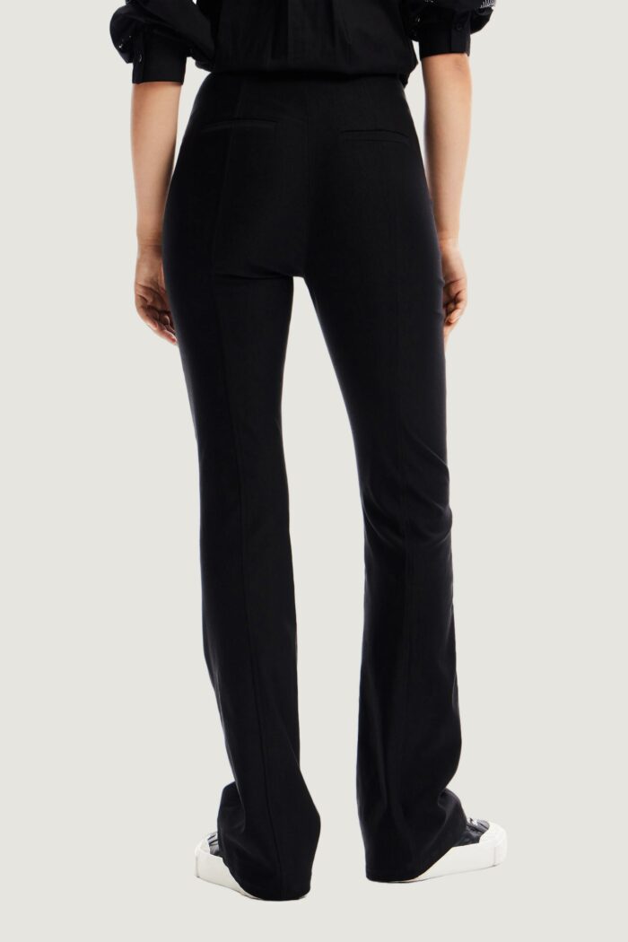 Pantaloni a sigaretta Desigual LONDRES Nero