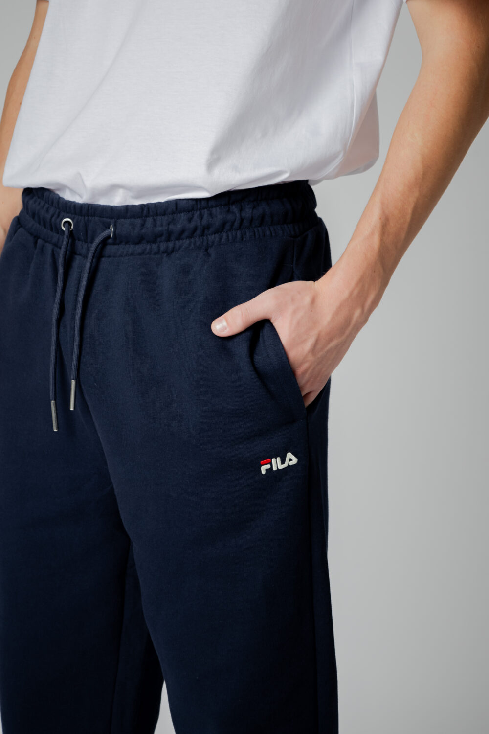 Pantaloni sportivi Fila BATTENBERG track Blu - Foto 2