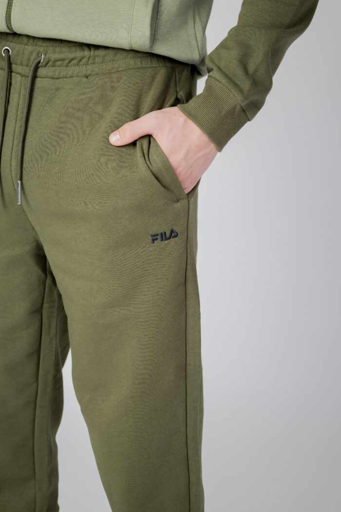Pantaloni sportivi Fila BATTENBERG track Verde Oliva