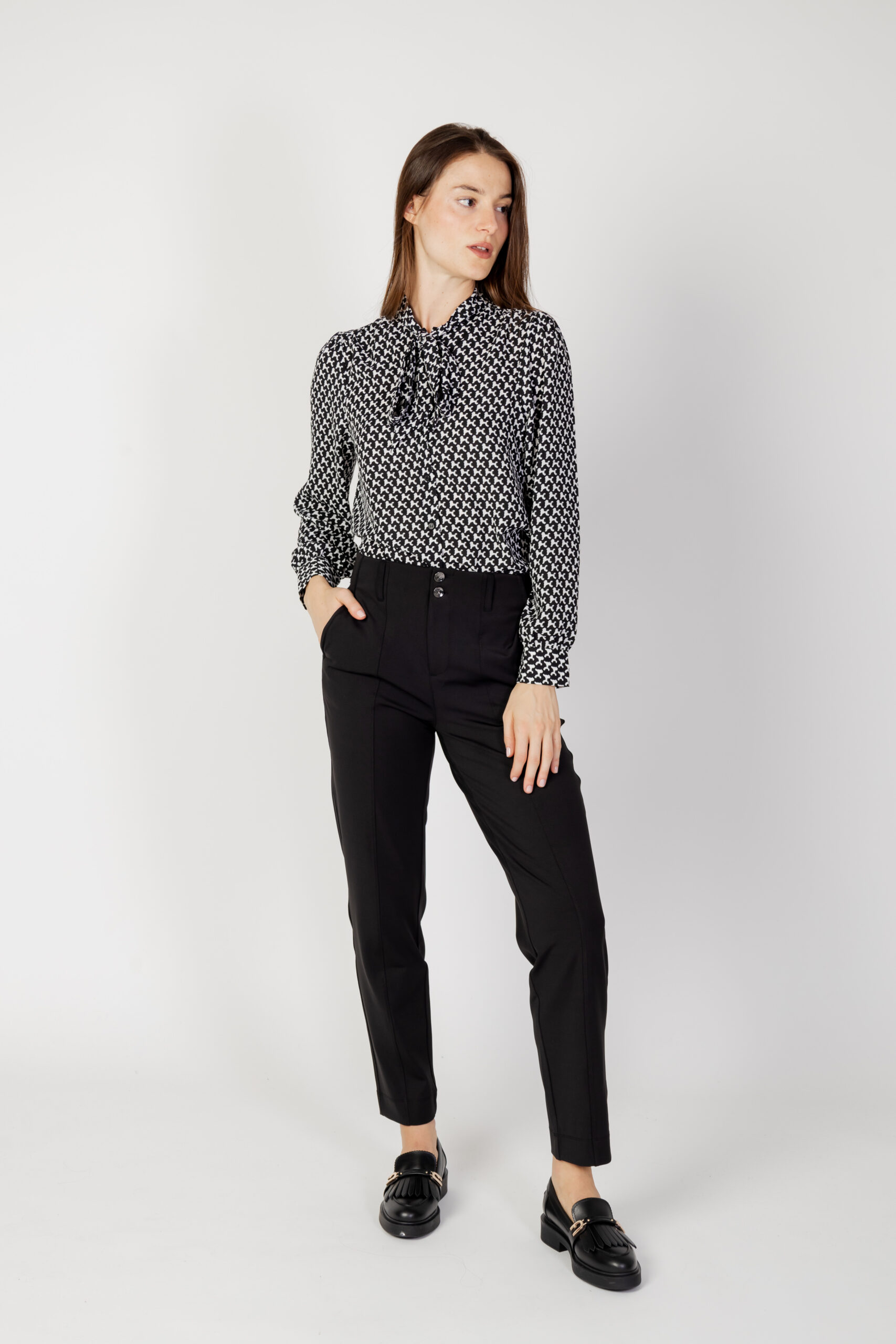 Bluse manica Goccia Shop PTM lunga | ONLRUTH BOW Nero L/S Only SHIRT LIFE