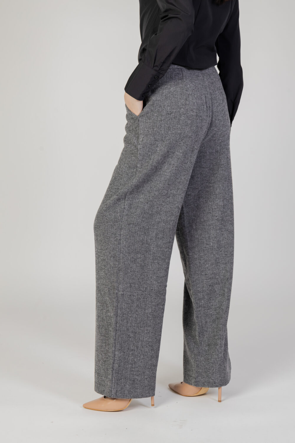 Pantaloni a palazzo Only ONLCORA HW HB WIDE PANT TLR RPT Grigio - Foto 3