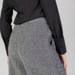 Pantaloni a palazzo Only ONLCORA HW HB WIDE PANT TLR RPT Grigio - Foto 4