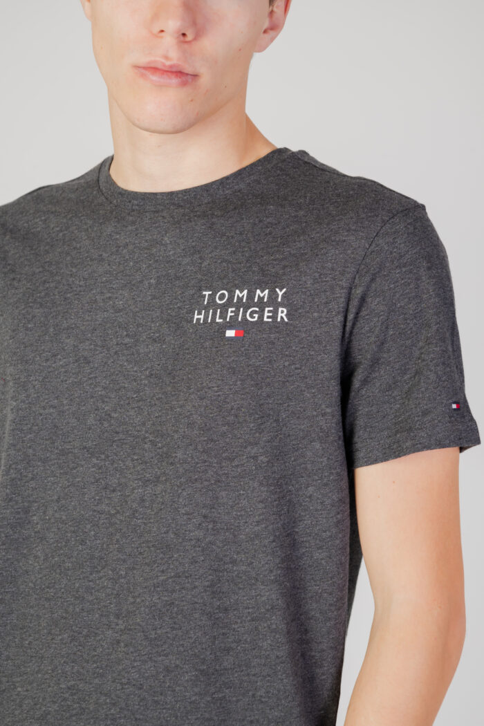 T-shirt Tommy Hilfiger  Grigio Scuro
