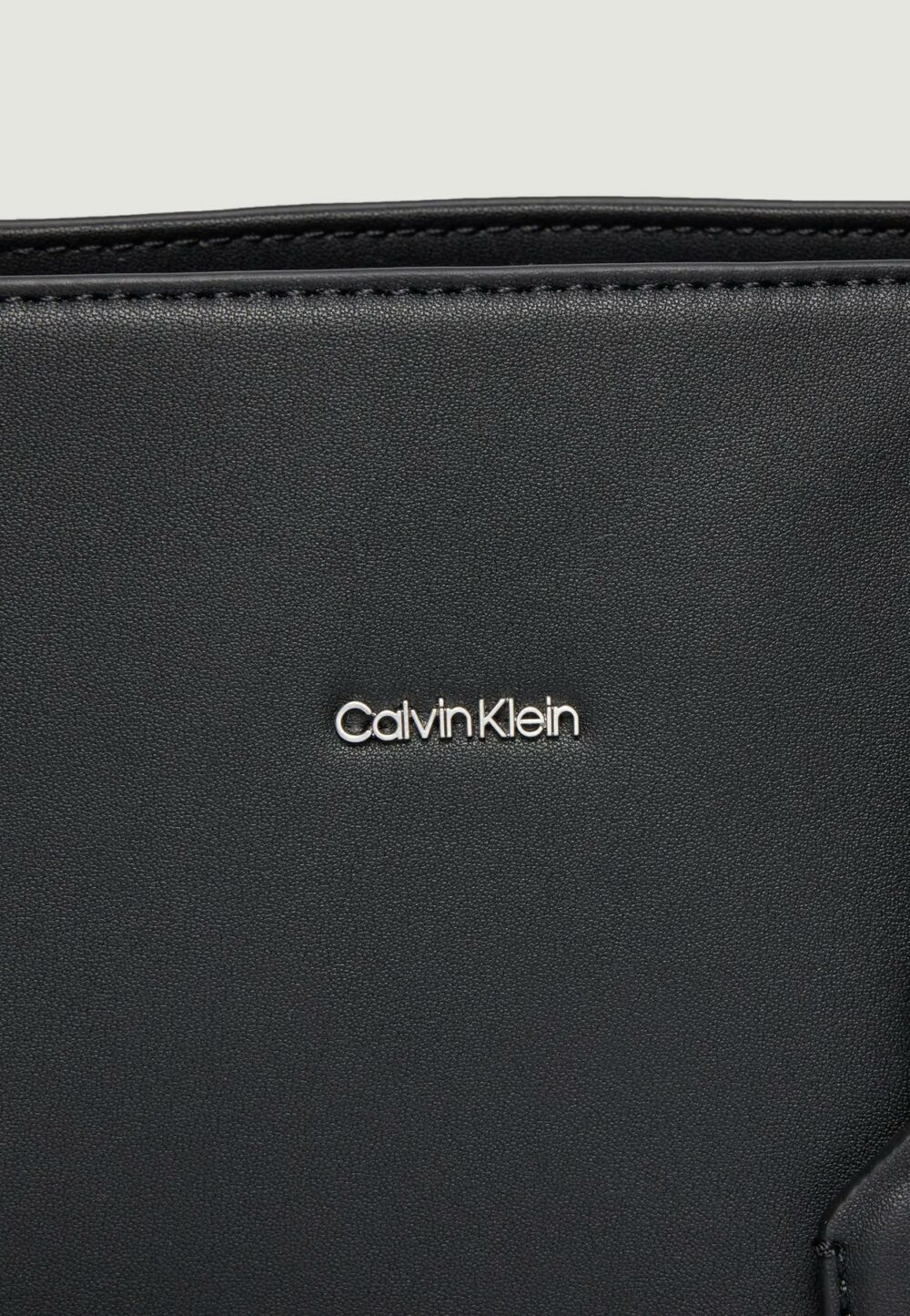 Borsa Calvin Klein CK MUST SHOPPER MD Black Silver - Foto 3