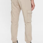 Pantaloni con cavallo basso Calvin Klein Jeans WASHED CARGO Beige - Foto 5