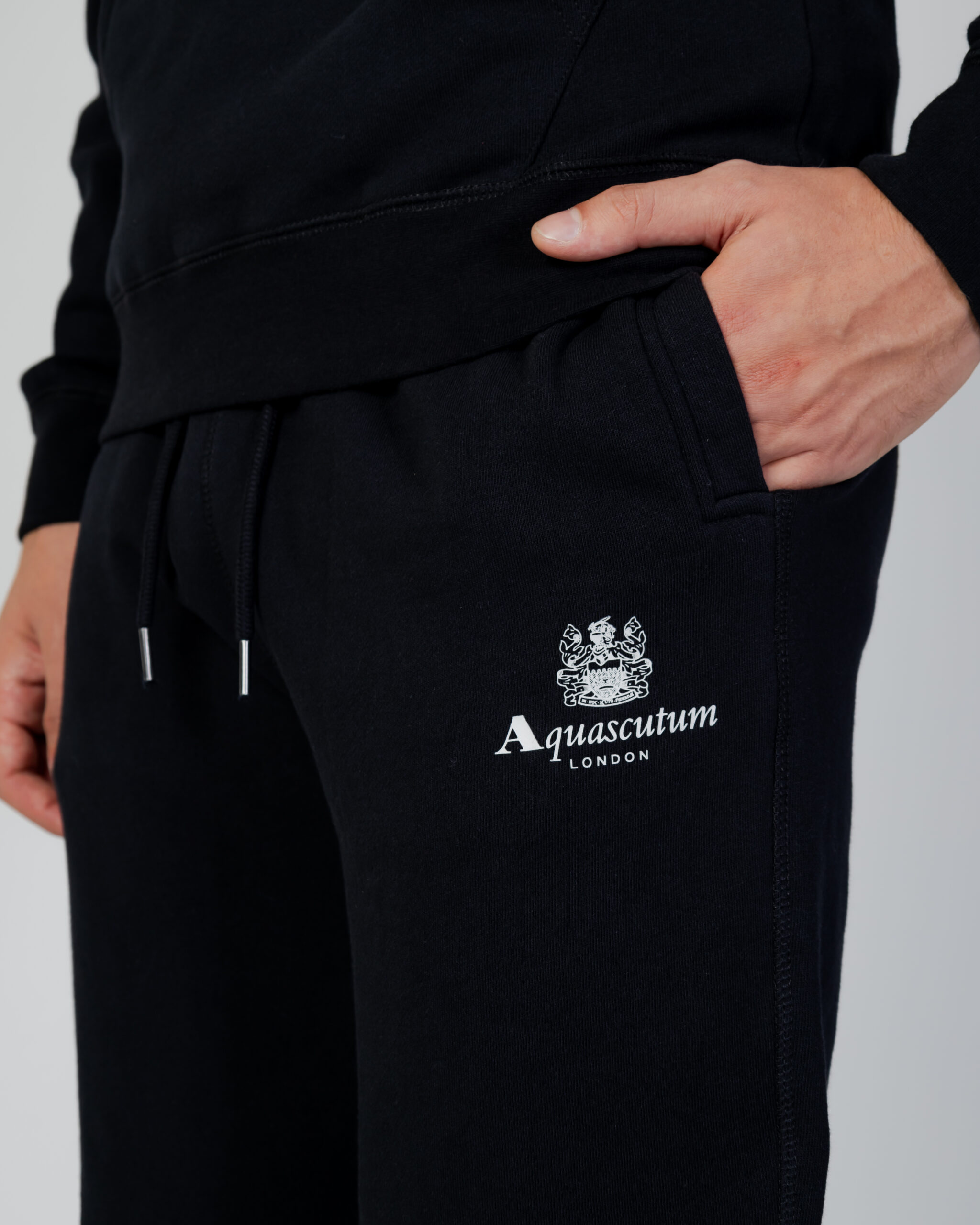 Pantaloni sportivi Aquascutum ACTIVE BASIC RIB TRACK PANT Nero