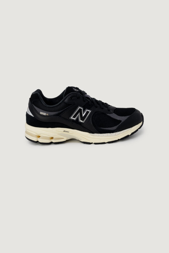 Sneakers New Balance  Nero