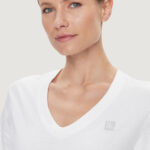 T-shirt Calvin Klein Jeans EMBRO BADGE V-NEC Bianco - Foto 2