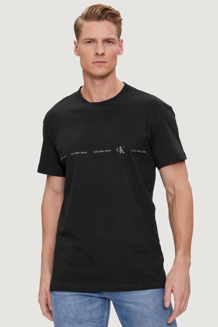 T-shirt Calvin Klein LOGO REPEAT Nero
