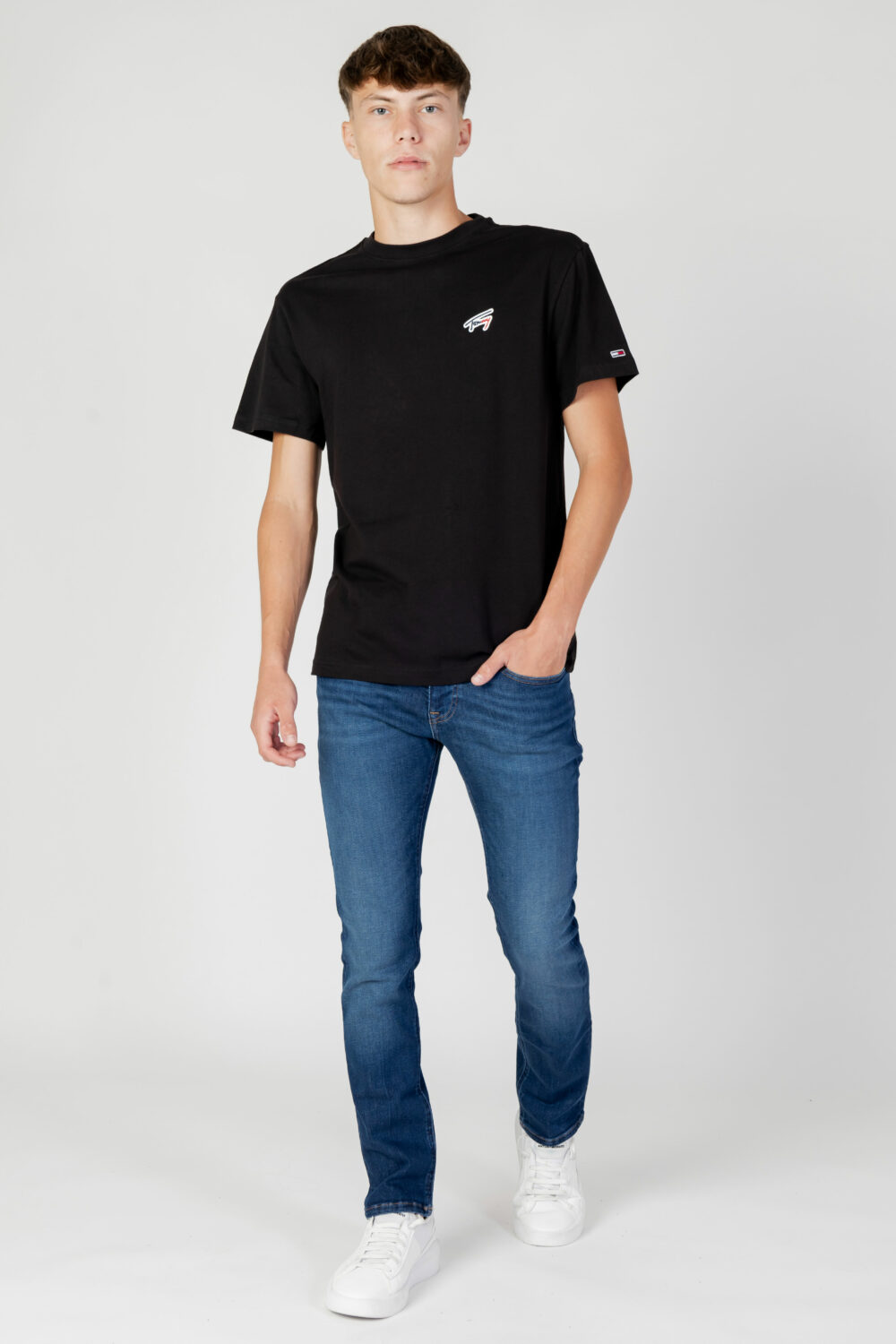 T-shirt Tommy Hilfiger Jeans TJM CLSC SIGNATURE T Nero - Foto 2