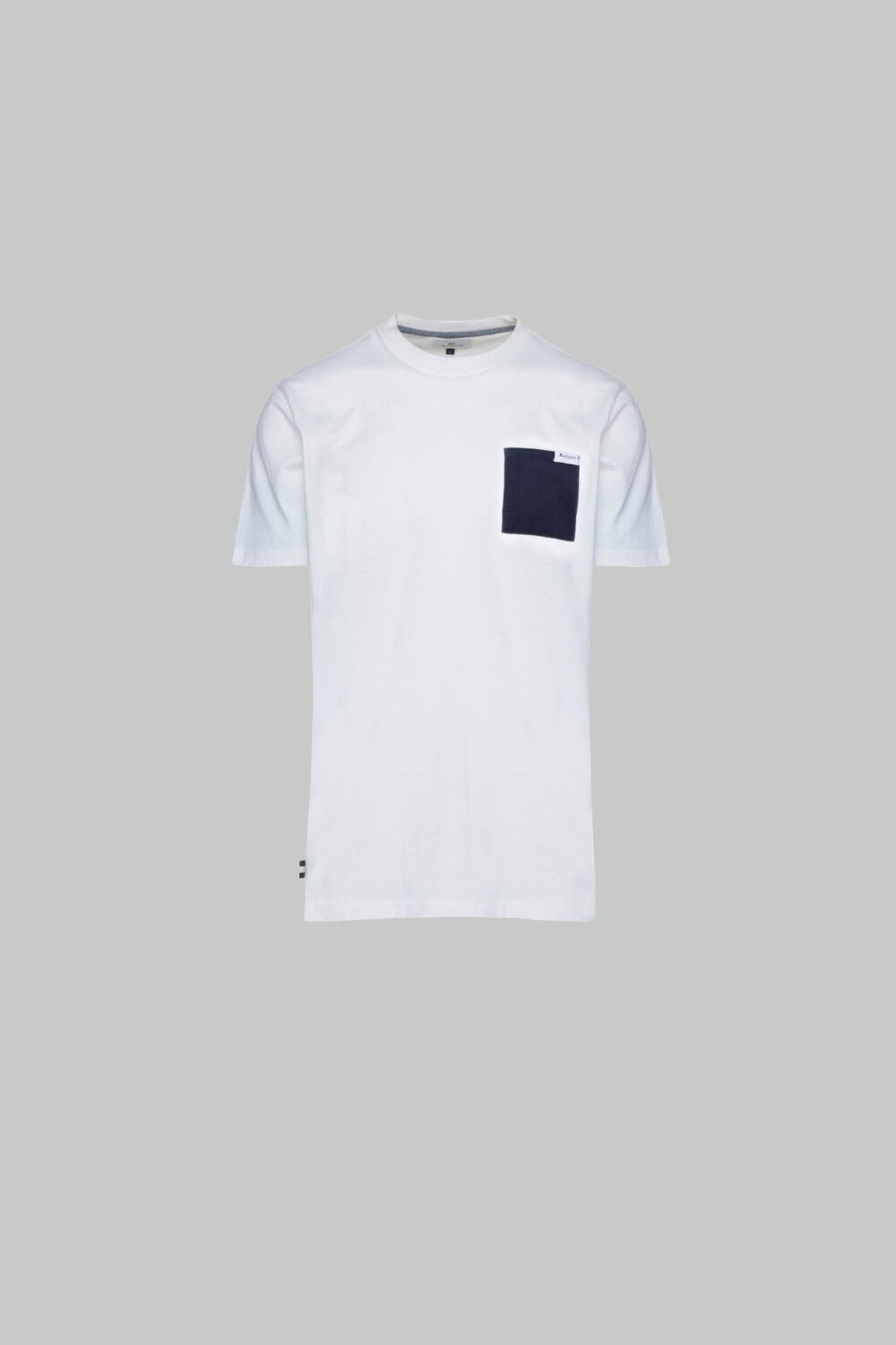 T-shirt Aquascutum ACTIVE CORDUROY POCKET T-SHIRT Bianco - Foto 1
