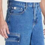 Bermuda Calvin Klein Jeans 90'S LOOSE Denim - Foto 2
