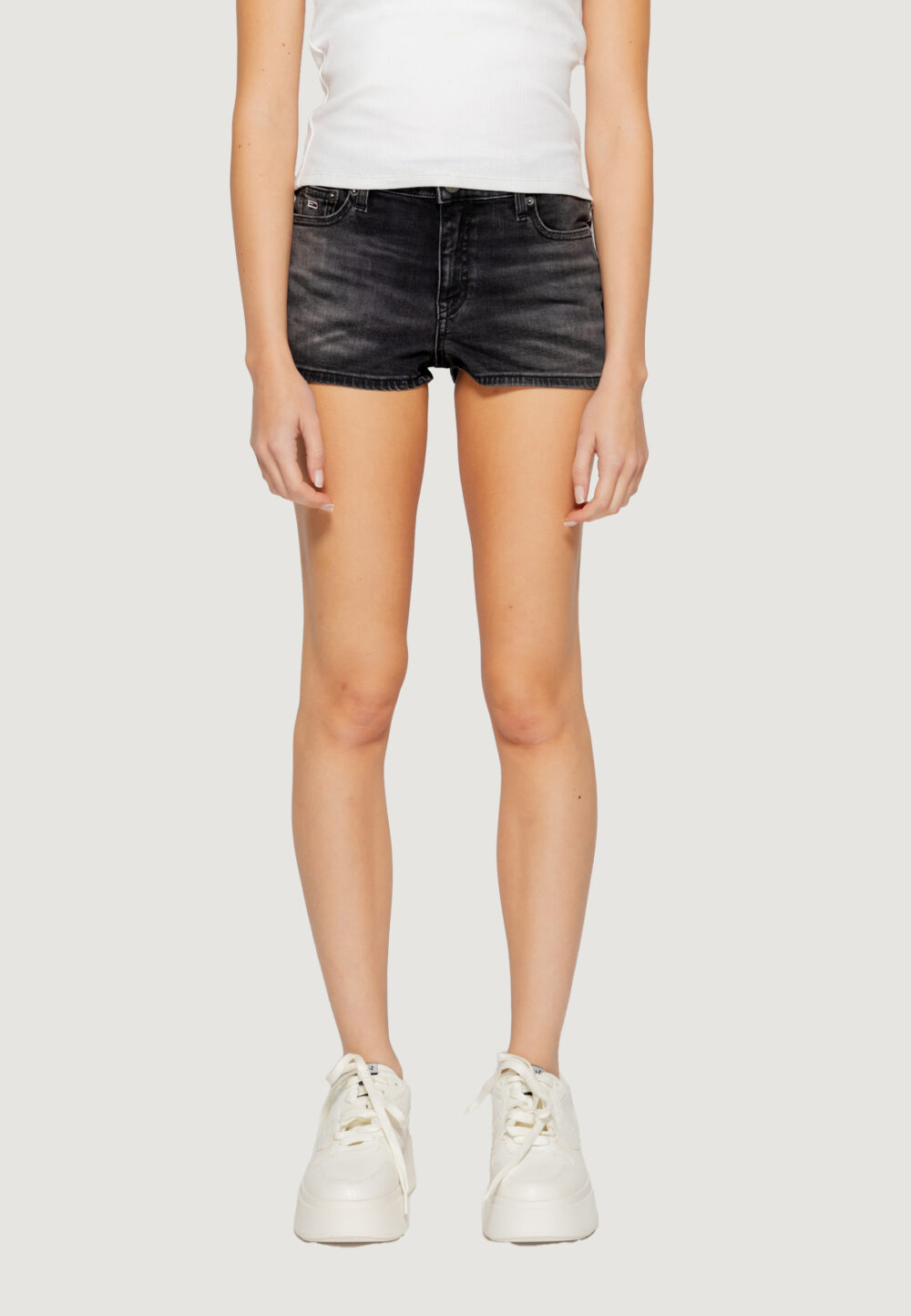Shorts Tommy Hilfiger Jeans NORA MD AH1288 Nero - Foto 5