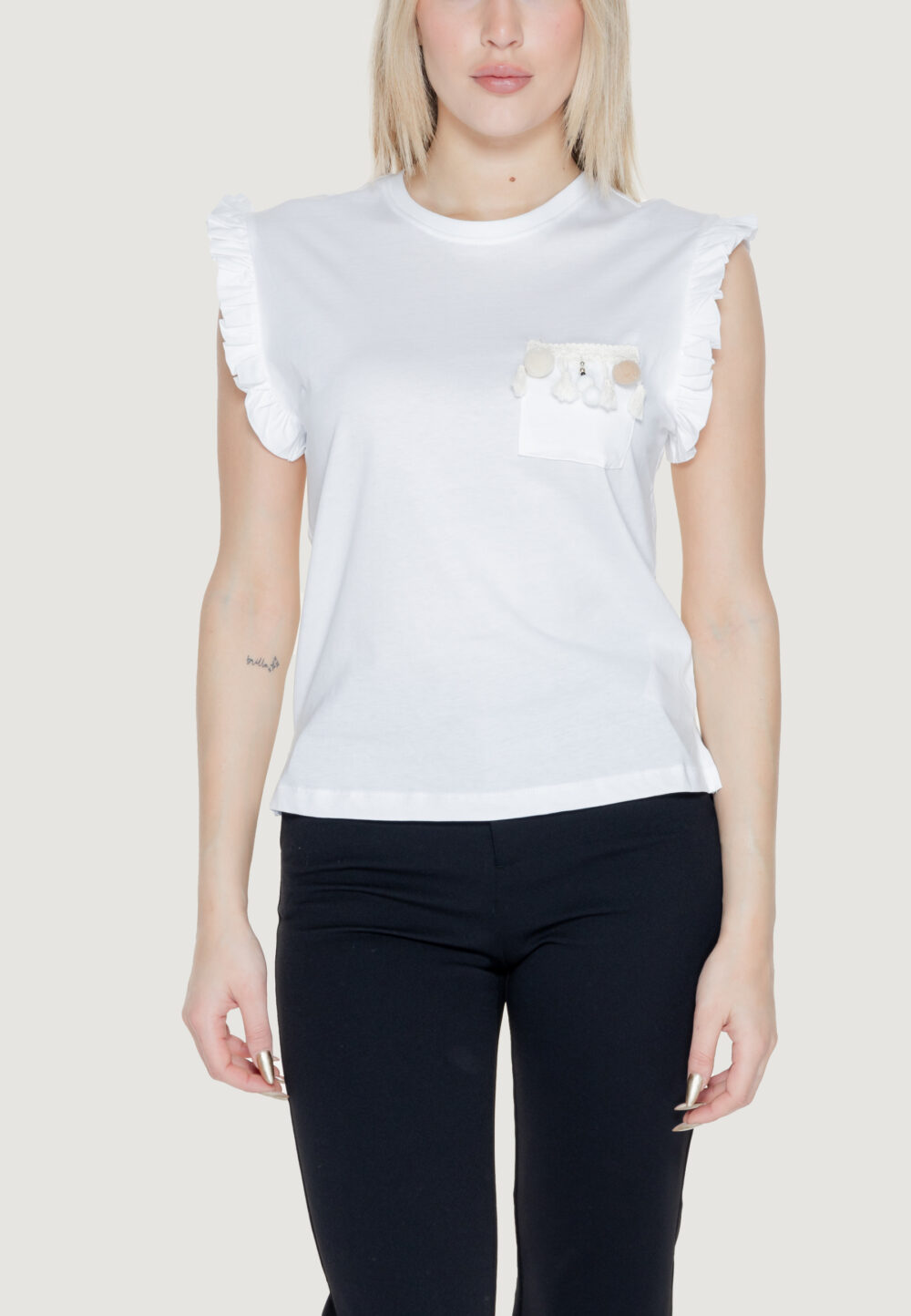 T-shirt Only ONLFILIPPA S/S DETAIL POCKET TOP JRS Bianco - Foto 4