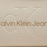 Borsa Calvin Klein Jeans SCULPTED SHOULDER POUCH25 MONO Beige chiaro - Foto 5