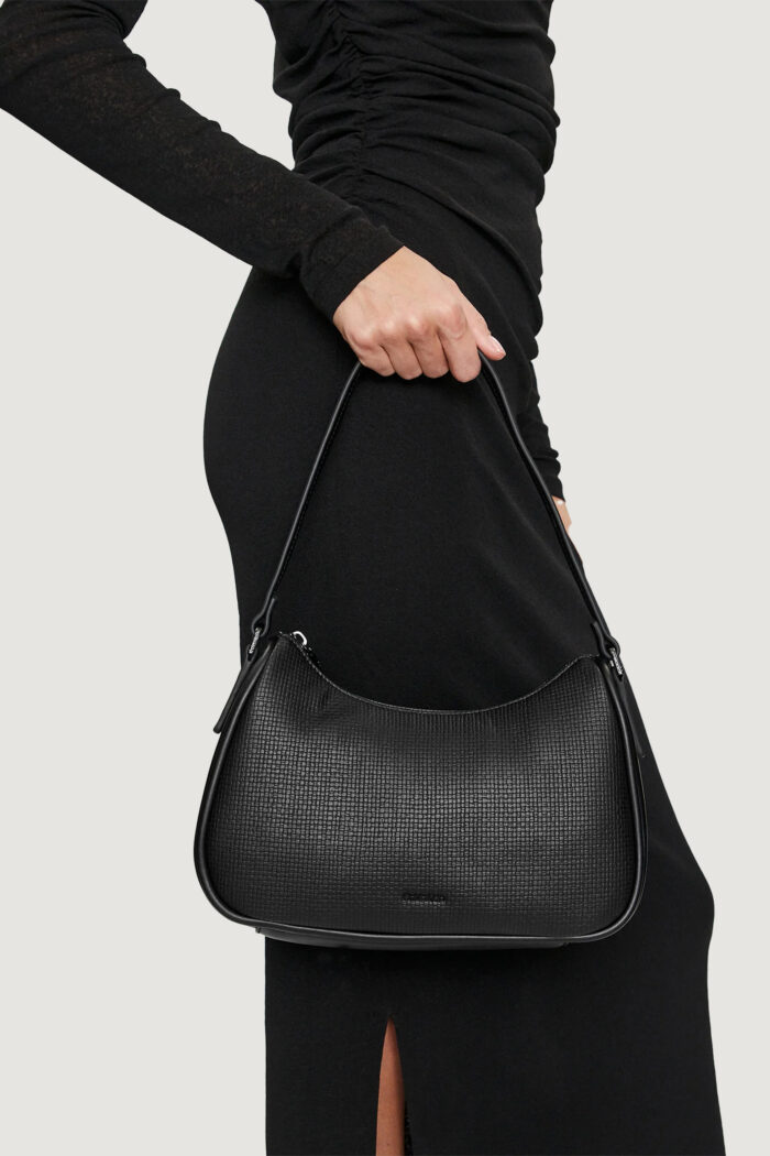 Borsa Calvin Klein CK REFINE SHOULDER BAG_BRAID Nero