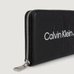 Portafoglio grande Calvin Klein Jeans SCULPTED ZIP AROUND MONO Nero - Foto 4