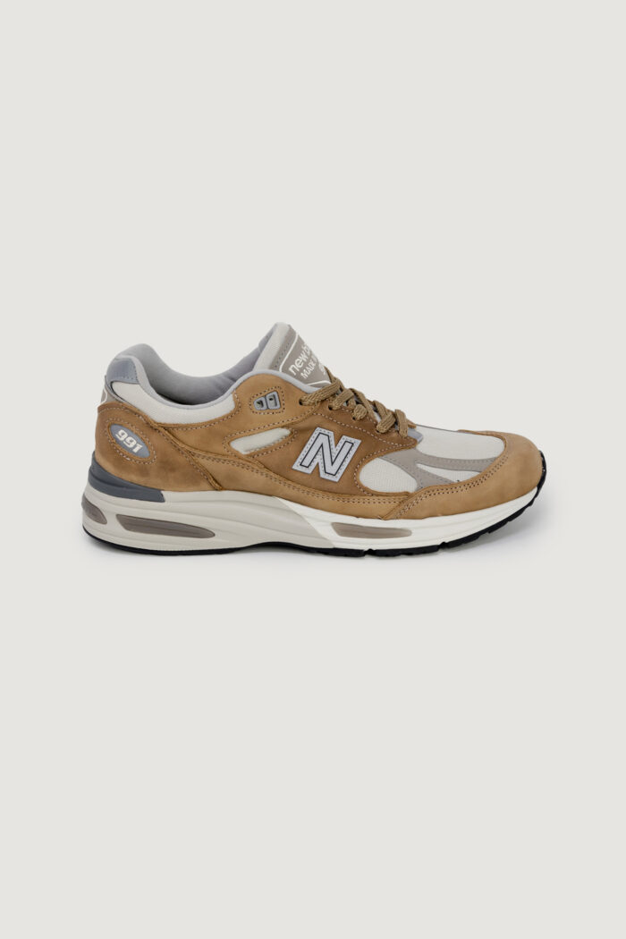 Sneakers New Balance MADE in UK 991v2 Cuoio