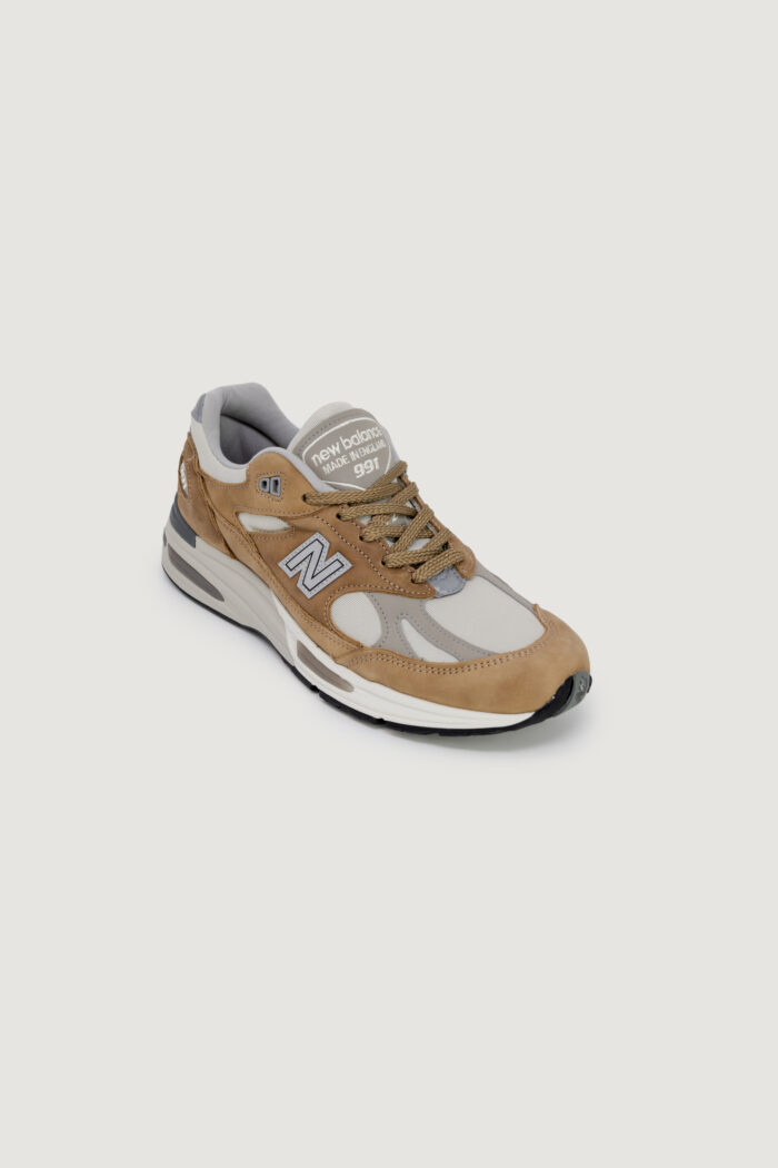 Sneakers New Balance MADE in UK 991v2 Cuoio