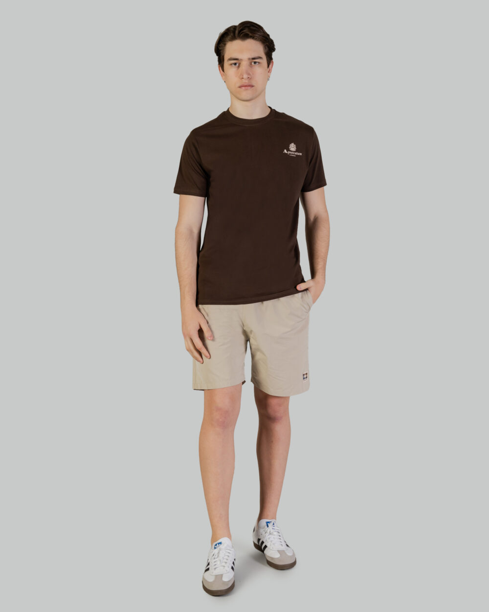 T-shirt Aquascutum ACTIVE SMALL LOGO T-SHIRT Marrone - Foto 3