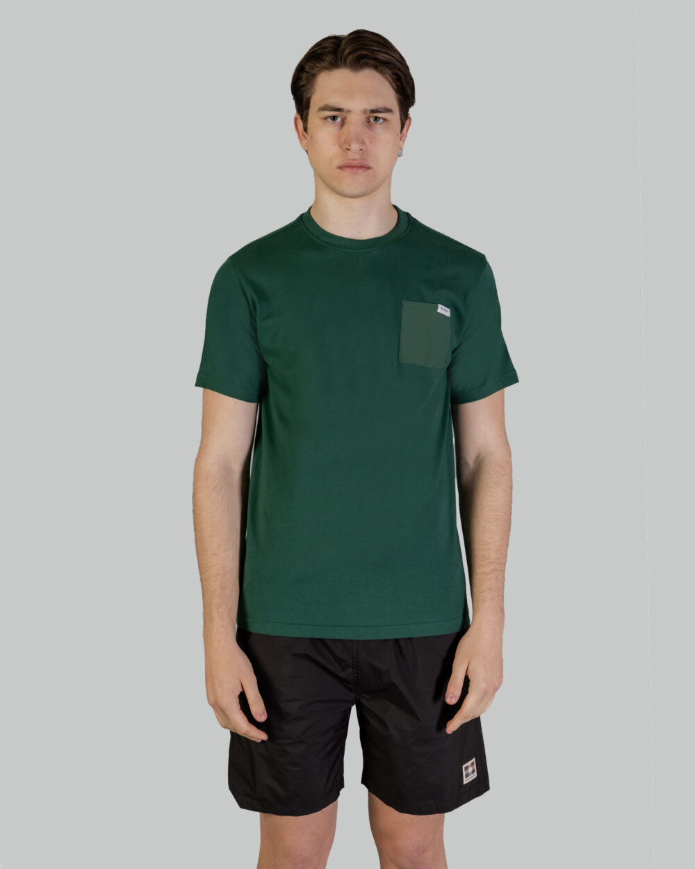 T-shirt Aquascutum ACTIVE SHELL POCKET T-SHIRT Verde Scuro - Foto 1