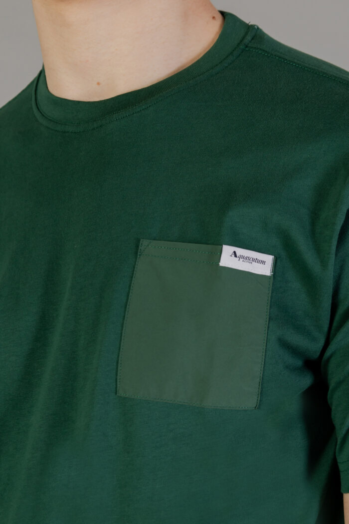 T-shirt Aquascutum ACTIVE SHELL POCKET T-SHIRT Verde Scuro