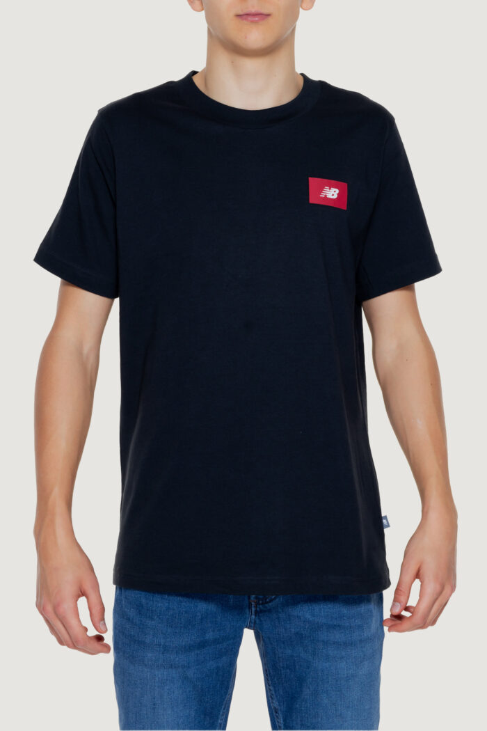 T-shirt New Balance  Nero – MT41584