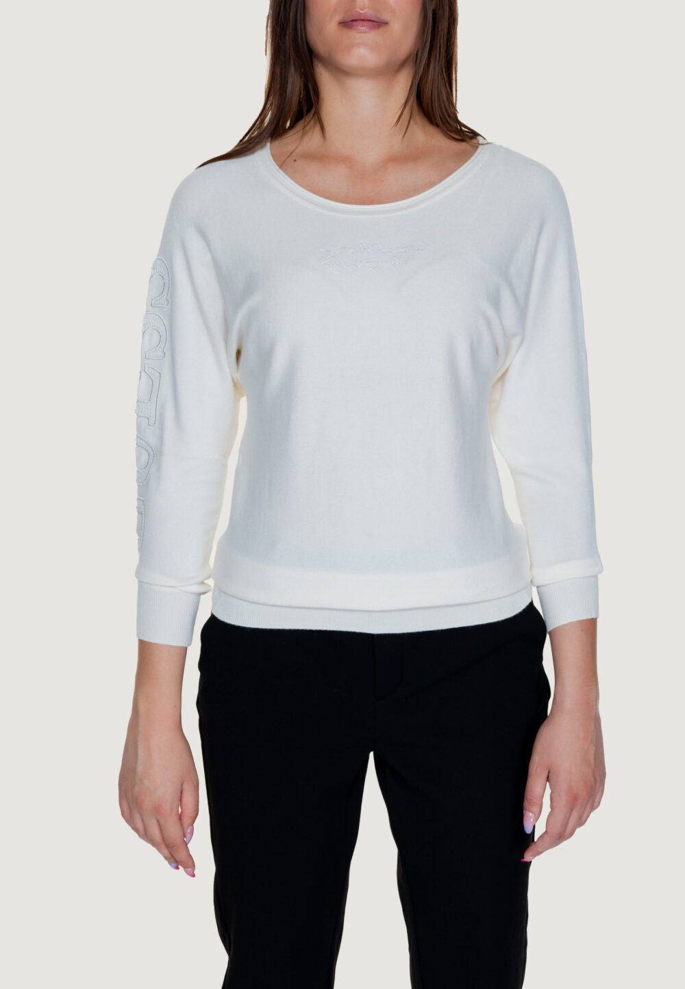 Maglia Guess MAEVE LOGO BAT SLEEVE Bianco - Foto 5