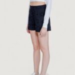 Shorts Only ONLTALLA EMB. SHORTS WVN CS Nero - Foto 5