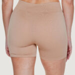 Shorts Vero Moda VMJACKIE SEAMLESS MINI SHORTS GA NOOS Beige - Foto 3