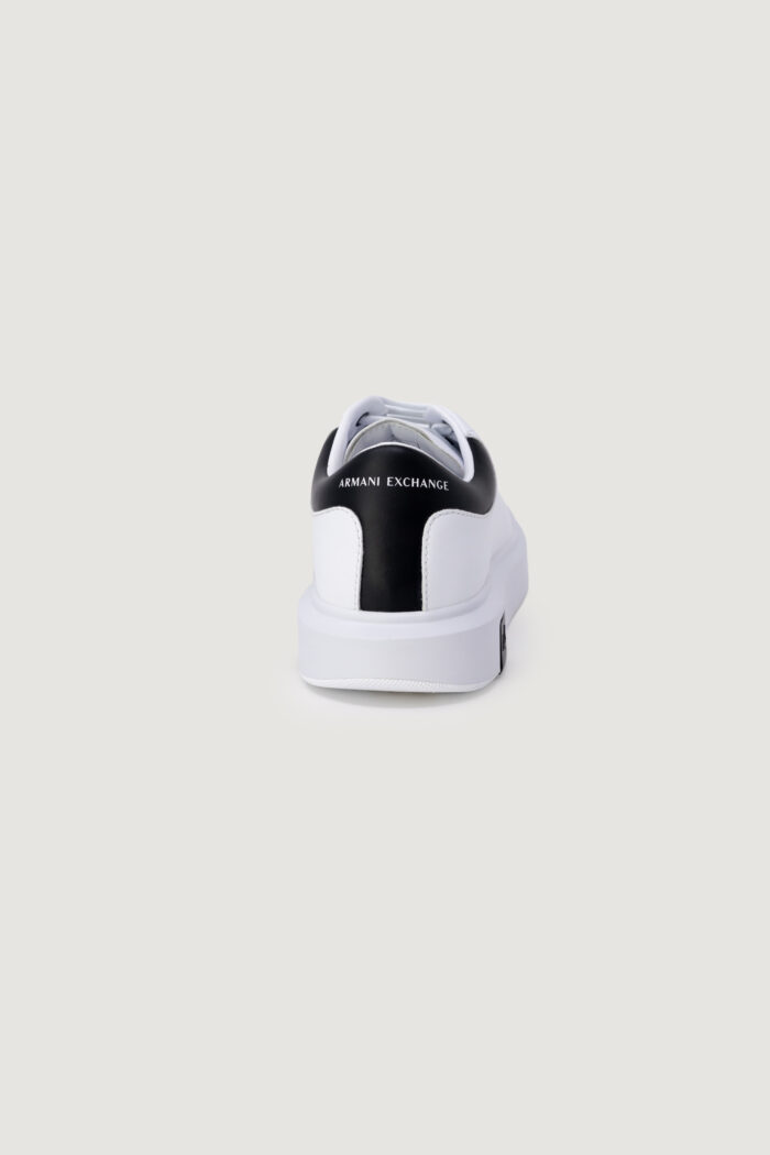 Sneakers Armani Exchange  Black-White