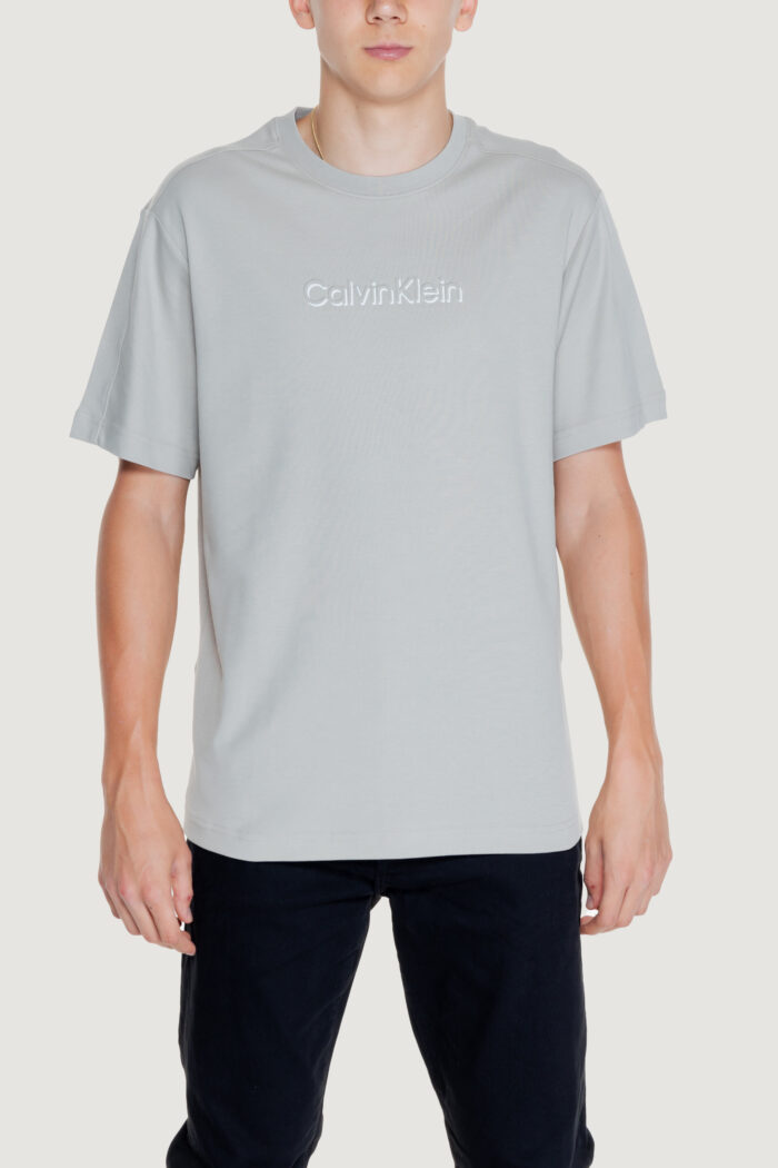 T-shirt Calvin Klein SHADOW EMBOSSED LOGO Grigio Chiaro