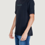 T-shirt Calvin Klein SHADOW EMBOSSED LOGO Nero - Foto 3