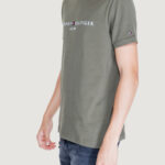 T-shirt Tommy Hilfiger TOMMY LOGO TEE Verde Oliva - Foto 3