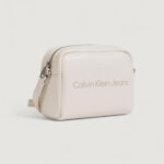 Borsa Calvin Klein Jeans SCULPTED CAMERA 18 MONO Beige - Foto 3