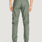 Pantaloni Calvin Klein Jeans WASHED CARGO Grigio - Foto 4