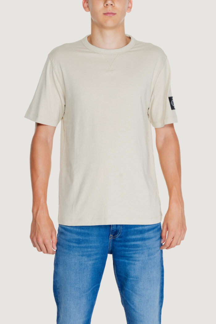 T-shirt Calvin Klein BADGE REGULAR TEE Beige