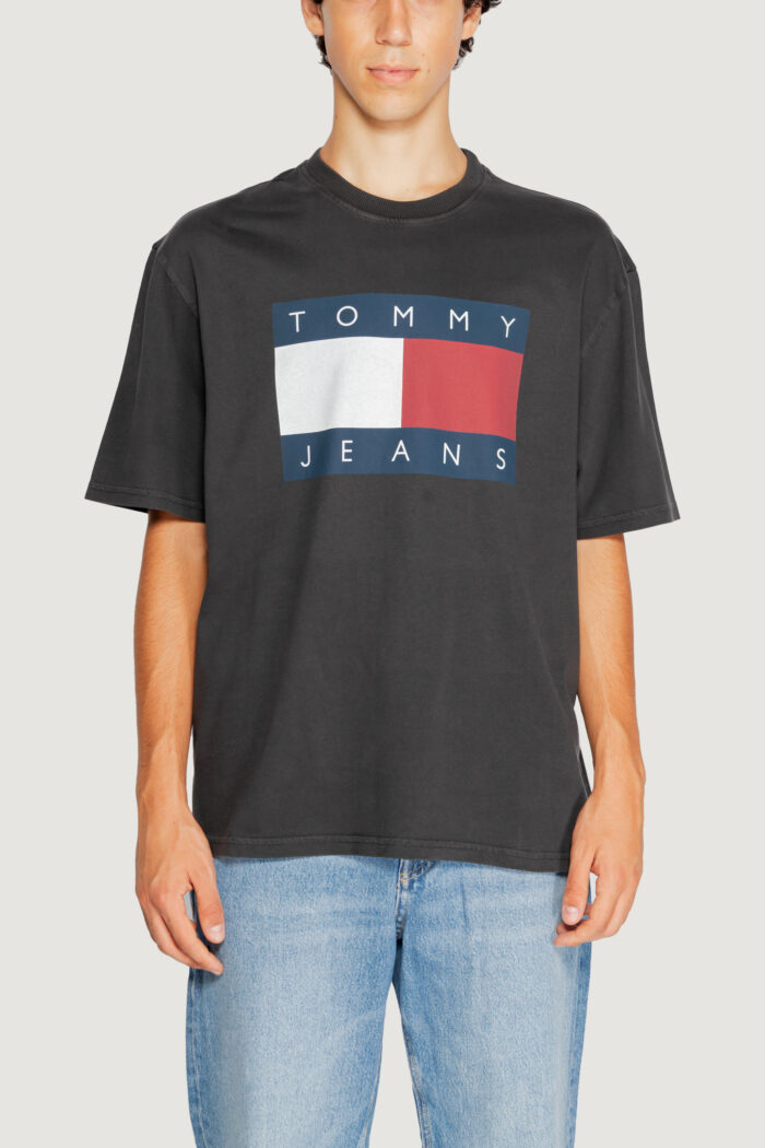 T-shirt Tommy Hilfiger TJM OVZ BIG FLAG TEE Nero