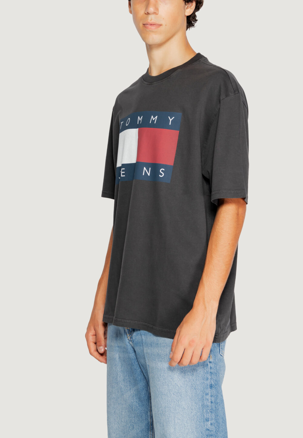 T-shirt Tommy Hilfiger Jeans TJM OVZ BIG FLAG TEE Nero - Foto 3